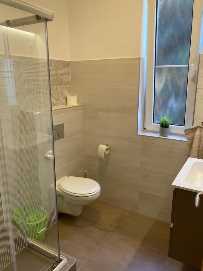 Künszler Apartmanház Zamárdi Exterior foto